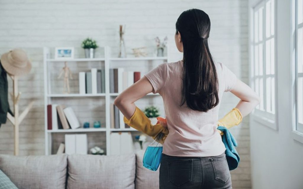 pregatirea camerelor inainte de curatenie